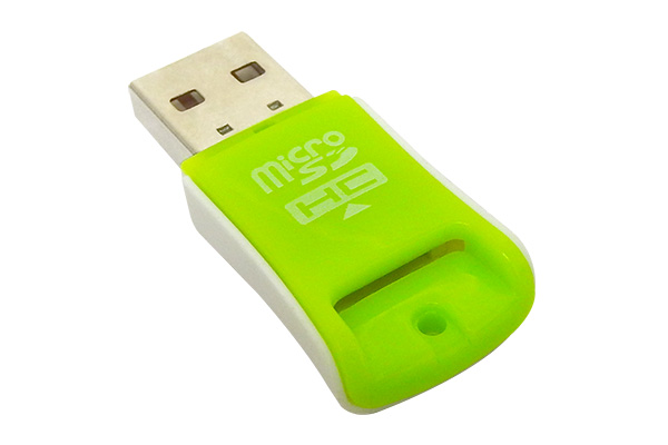 Adaptador tarjetas MicroSD a USB